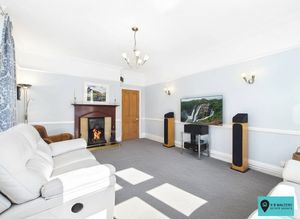 Sitting Room- click for photo gallery